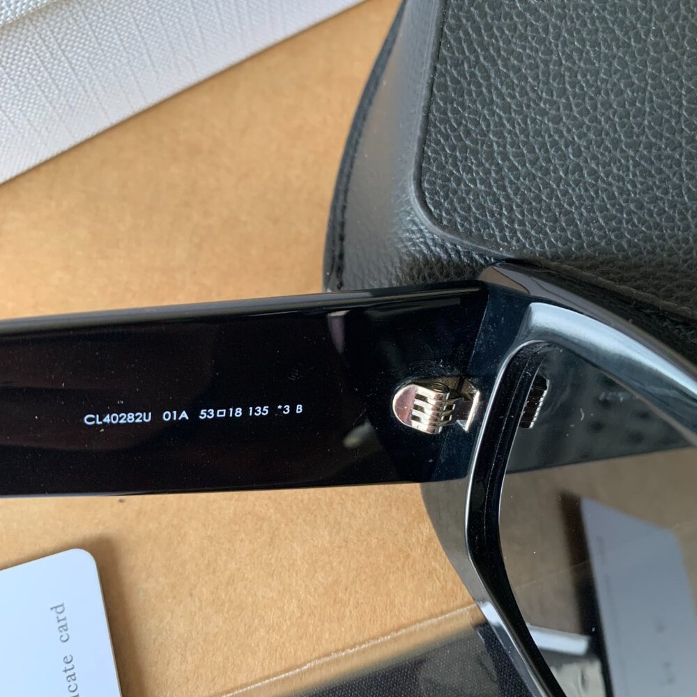 Like New Celine Cl40282u Rectangular Sunglasses |… - image 5